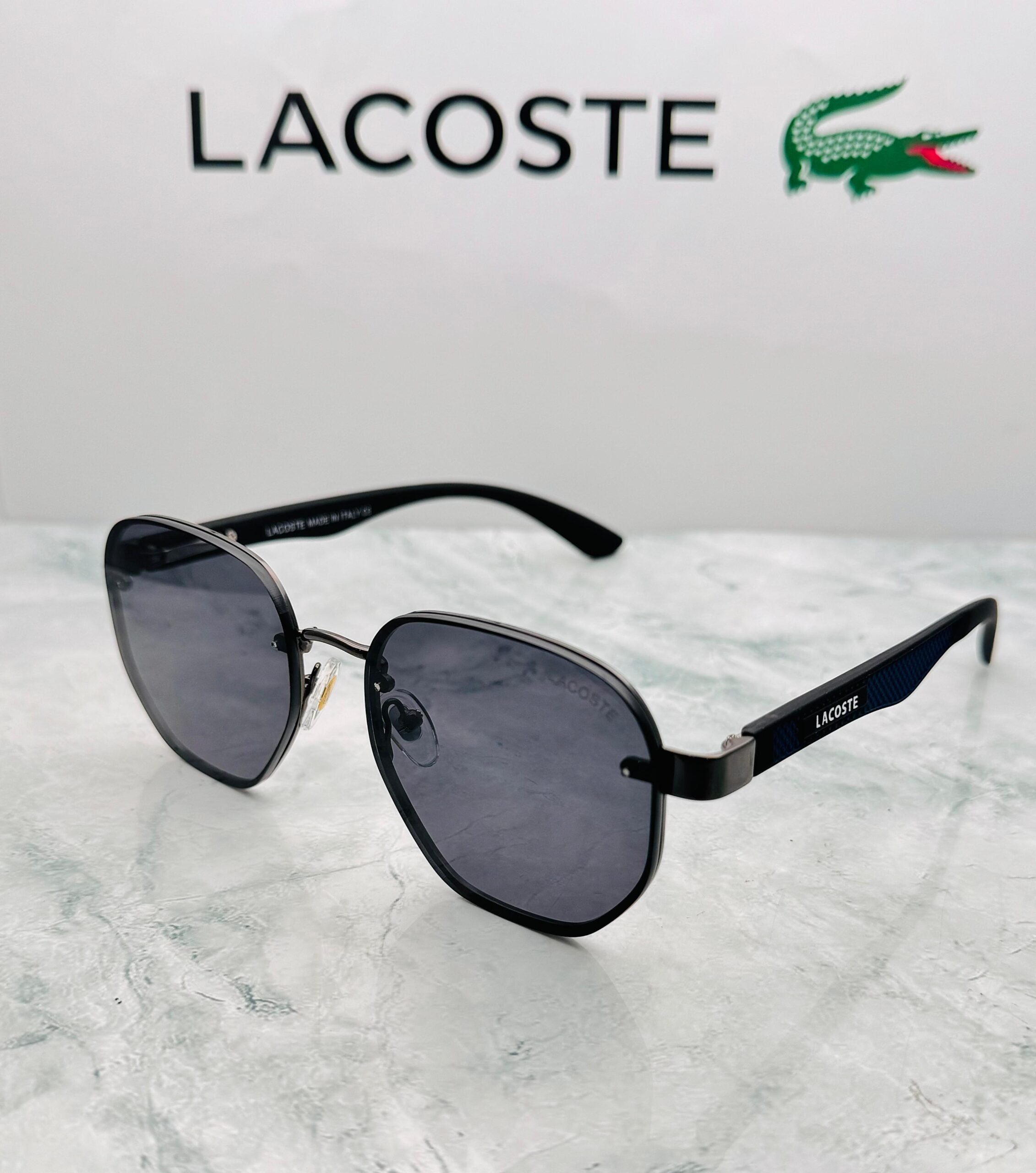 LACOSTE SUNGLASSES NEGRA
